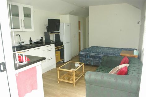 Photo of property in 11 Cambria Road, Devonport, Auckland, 0624