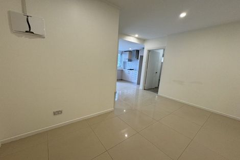 Photo of property in 1/14 Chequers Avenue, Glenfield, Auckland, 0629