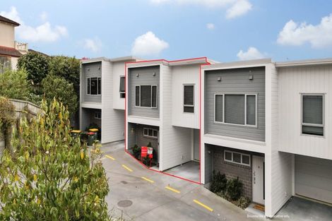 Photo of property in 10/19 Ruakiwi Road, Hamilton Lake, Hamilton, 3204