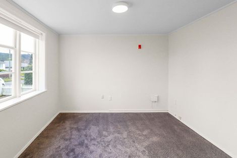 Photo of property in 2 Argyle Grove, Trentham, Upper Hutt, 5018