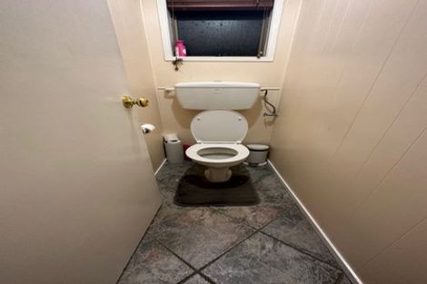 Photo of property in 36 Lewisham Street, Highland Park, Auckland, 2010