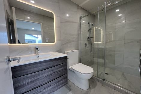 Photo of property in 3/43 Clevedon Road, Papakura, 2110