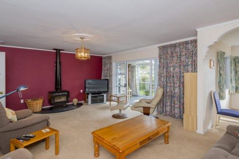 Photo of property in 272a Te Moana Road, Waikanae, 5036