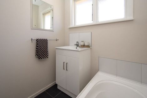 Photo of property in 34 Tabart Street, Woolston, Christchurch, 8023