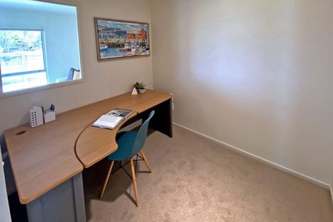 Photo of property in 8 Tautara Place, Ohauiti, Tauranga, 3112