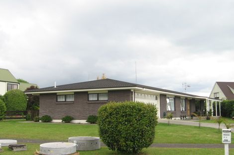 Photo of property in 28 Coppelia Avenue, Omokoroa, 3114