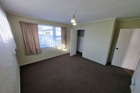 Photo of property in 52 Hobart Crescent, Wattle Downs, Auckland, 2103