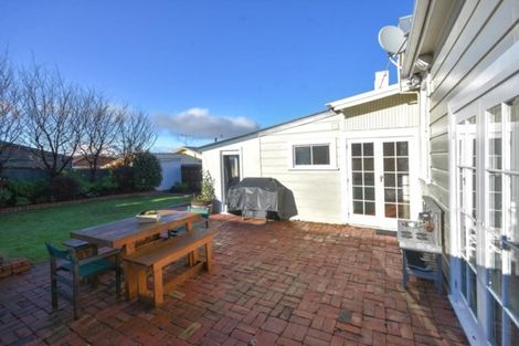 Photo of property in 37 Glenpark Avenue, Mornington, Dunedin, 9011
