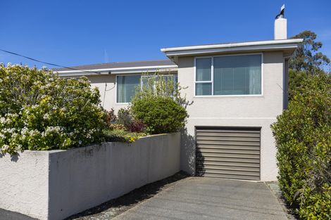 Photo of property in 19 Stuart Street, Holmes Hill, Oamaru, 9401