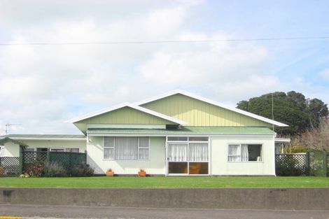 Photo of property in 22 Richmond Street, Waitara, 4320