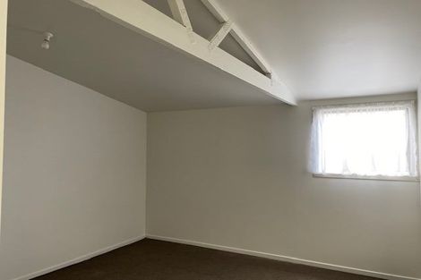 Photo of property in 21 Kemble Close, Mangere, Auckland, 2022