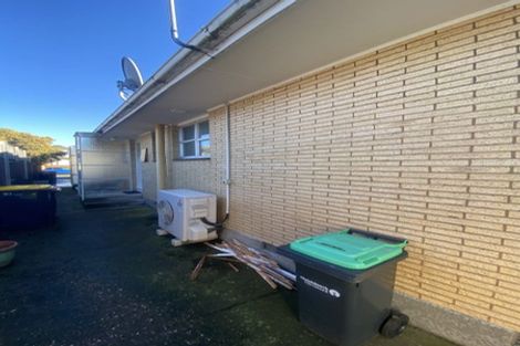Photo of property in 2/26 Gladson Avenue, Sockburn, Christchurch, 8042