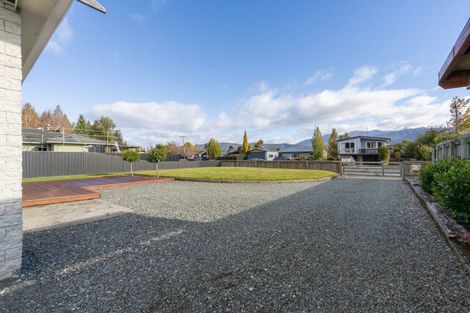 Photo of property in 104 Quintin Drive, Te Anau, 9600