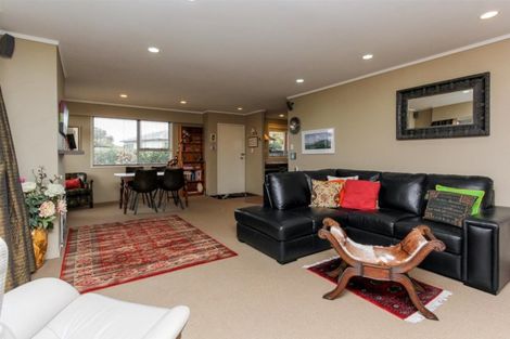 Photo of property in 54 Cutfield Road, New Plymouth, 4310