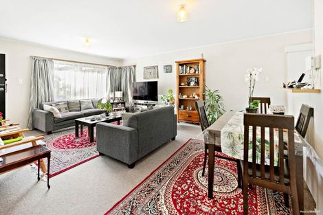 Photo of property in 1/30 Ballater Place, Highland Park, Auckland, 2010