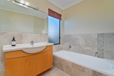 Photo of property in 21 Charles Green Drive, Cooks Beach, Whitianga, 3591