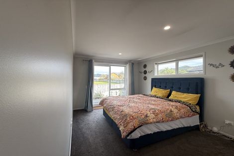Photo of property in 21 Te Ara O Toroa, Wainuiomata, Lower Hutt, 5014