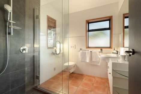 Photo of property in 284 Oceanbeach Road, Mount Maunganui, 3116