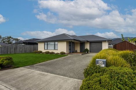 Photo of property in 35 Berryfield Drive, Richmond, 7020