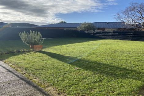 Photo of property in 12 Tui Grove, Elderslea, Upper Hutt, 5018