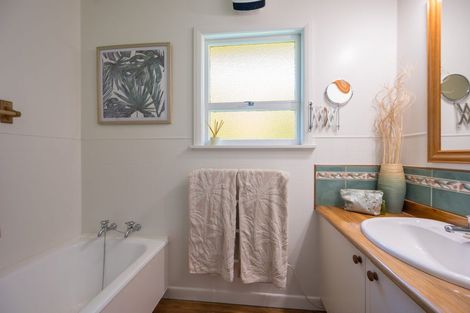 Photo of property in 10 Allisdair Street, Marybank, Nelson, 7010