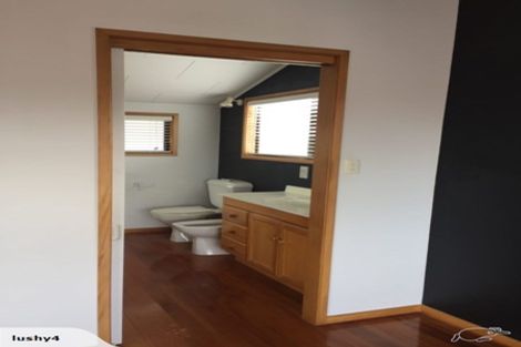 Photo of property in 2/2 Wolfe Street, Regent, Whangarei, 0112