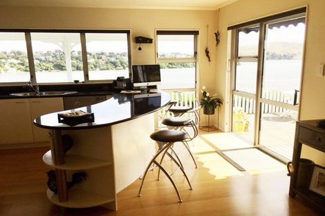 Photo of property in 15 Bosun Terrace, Whitby, Porirua, 5024