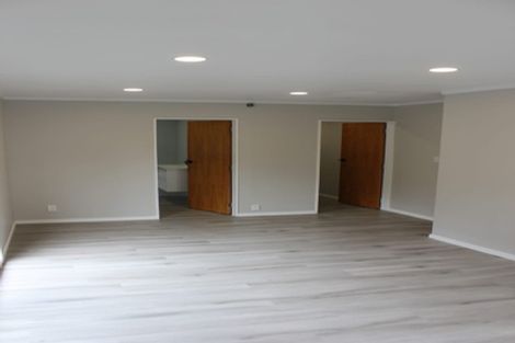 Photo of property in 33 Trelissick Crescent, Ngaio, Wellington, 6035