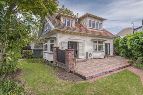 Photo of property in 13 Idris Road, Fendalton, Christchurch, 8052