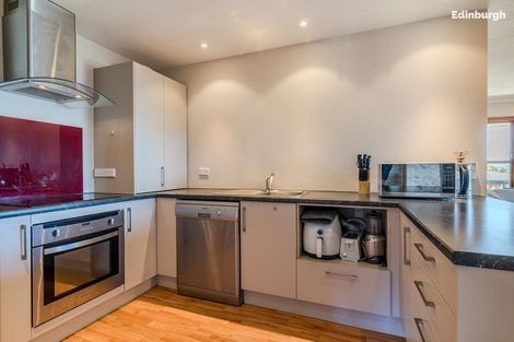 Photo of property in 115c London Street, Dunedin Central, Dunedin, 9016
