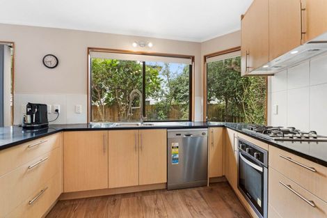 Photo of property in 1/5 Gulf Crest, Bucklands Beach, Auckland, 2012