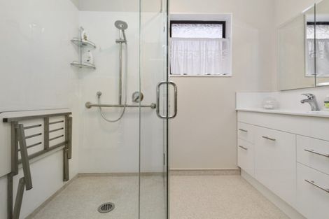 Photo of property in 26 Beauchamp Street, Tawa, Wellington, 5028