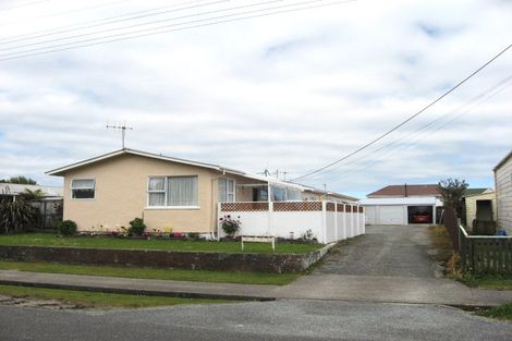 Photo of property in 48 Peel Street, Westport, 7825