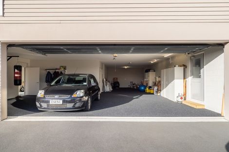 Photo of property in 10 Happy Home Road, Westmorland, Christchurch, 8025