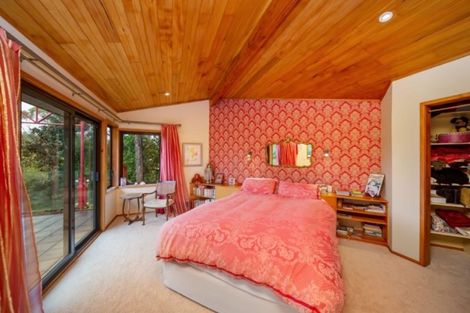 Photo of property in 231 Henwood Road, Paraite, New Plymouth, 4372