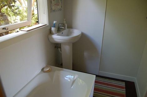Photo of property in 106 Station Road, Kumeu, 0891