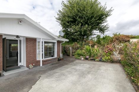 Photo of property in 19a Sandwich Road, St Andrews, Hamilton, 3200