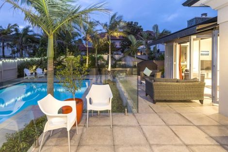 Photo of property in 43 Manor Park, Sunnyhills, Auckland, 2010