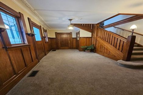 Photo of property in 6 Ridge Lane, New Plymouth, 4310