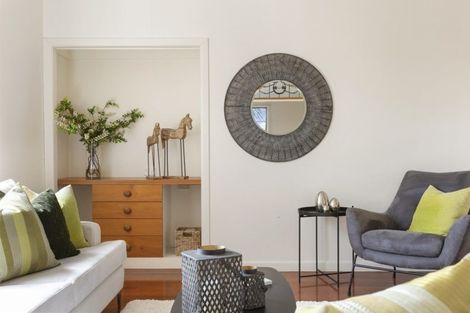 Photo of property in 2 Gulf Road, Murrays Bay, Auckland, 0630