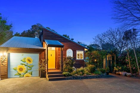 Photo of property in 82 Te Moana Road, Waikanae Beach, Waikanae, 5036