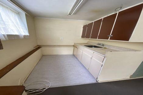 Photo of property in 292 Main Road, Tawa, Wellington, 5028