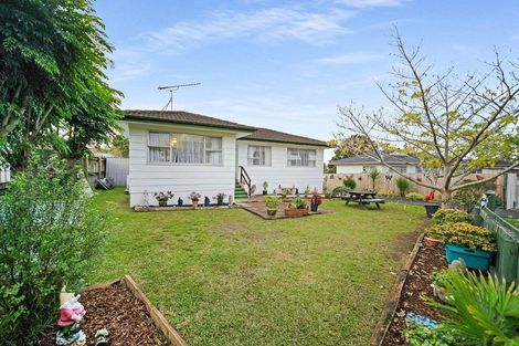 Photo of property in 19 Fairdale Avenue, Red Hill, Papakura, 2110