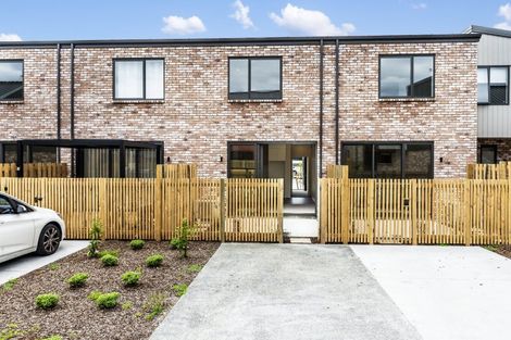 Photo of property in 70 Tahuhu Road, Mount Wellington, Auckland, 1062