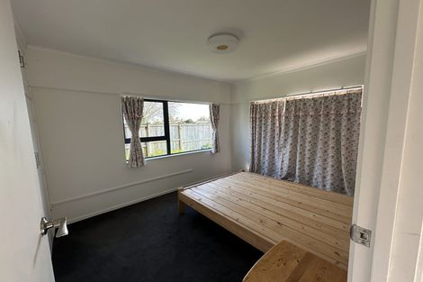 Photo of property in 4 Priestley Drive, Bucklands Beach, Auckland, 2014