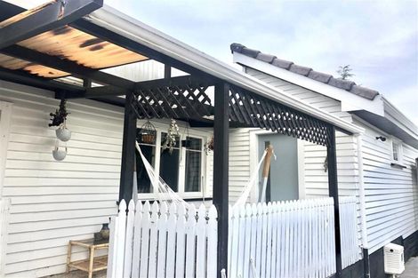 Photo of property in 81e Huatoki Street, Vogeltown, New Plymouth, 4310