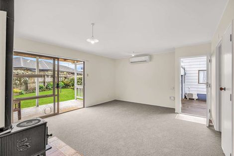 Photo of property in 14b Kauri Drive, Waiuku, 2123