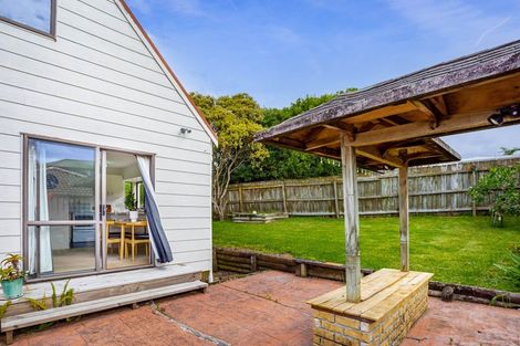 Photo of property in 10 Carillon Place, Massey, Auckland, 0614