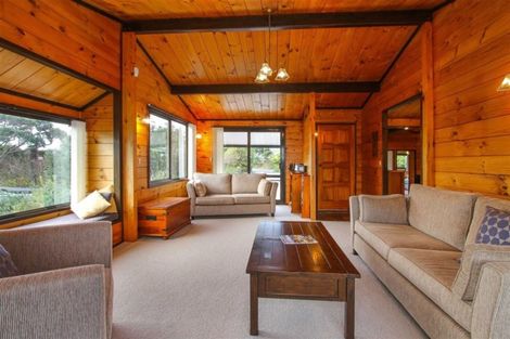 Photo of property in 100 Wharf Road, Clarks Beach, Pukekohe, 2679