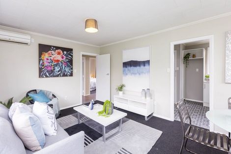 Photo of property in 1/18 Benge Crescent, Clouston Park, Upper Hutt, 5018